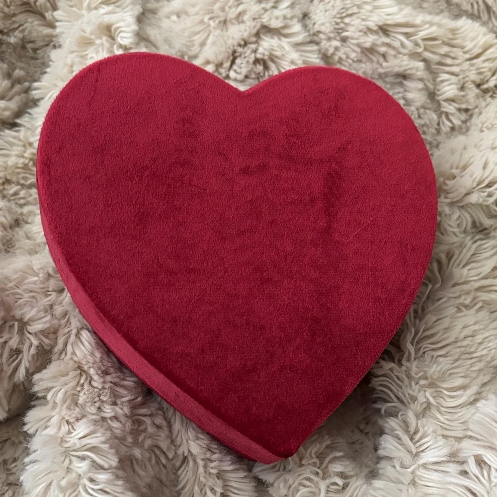 Red velvet heart jewelry box by Catbird